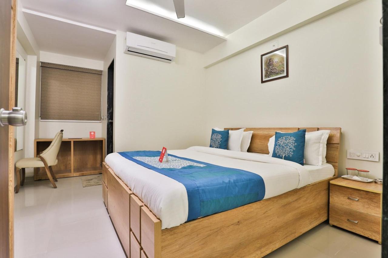 Collection O 12462 Hotel Shiv Inn Gandhinagar Exterior foto
