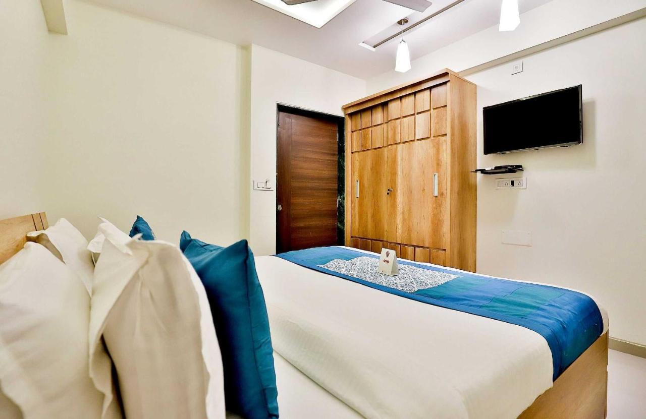 Collection O 12462 Hotel Shiv Inn Gandhinagar Exterior foto